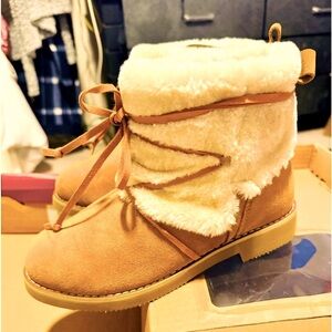 Style & Co. NEW ! Zijune Genuine Suede Ankle Booties Size “ 7 “